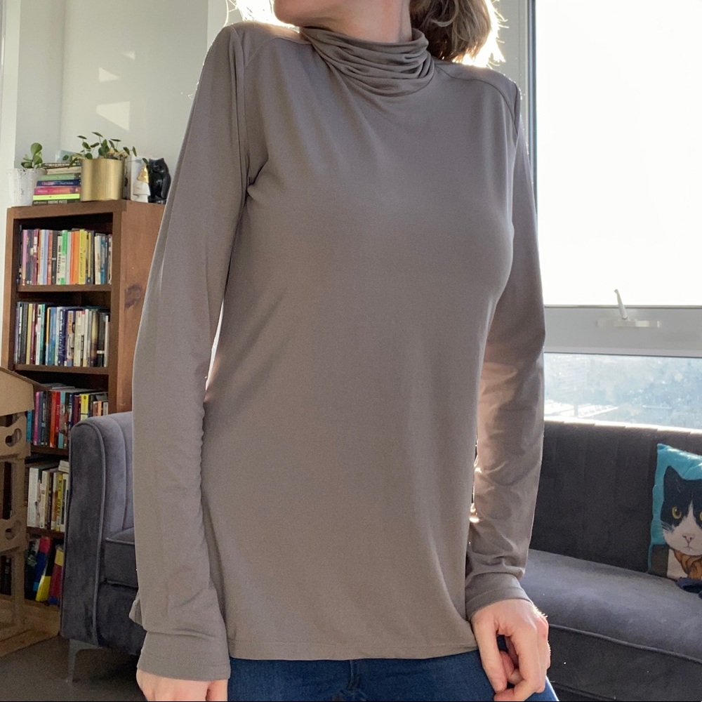 3/$30 Taupe turtleneck